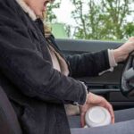 100均2品で解決！セレナのコーヒー染みを5分で消す方法