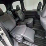 【豊田市】トヨタ ヴォクシー 溜まった埃とダニ吸引アレルギー施工